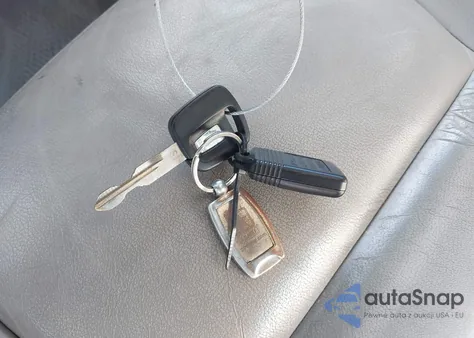 2000 Lincoln Ls V8 Auto из США, поврежденный, VIN 1LNHM87A2YY927501